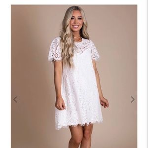 Jodifl Lace Mini Dress Lined women’s size Medium EUC